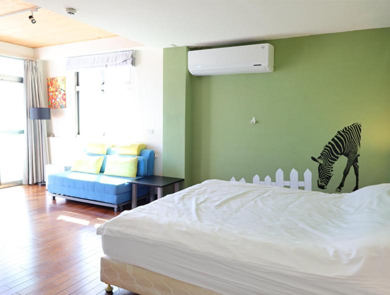 Breeze And Waves Hostel Jinning Екстериор снимка