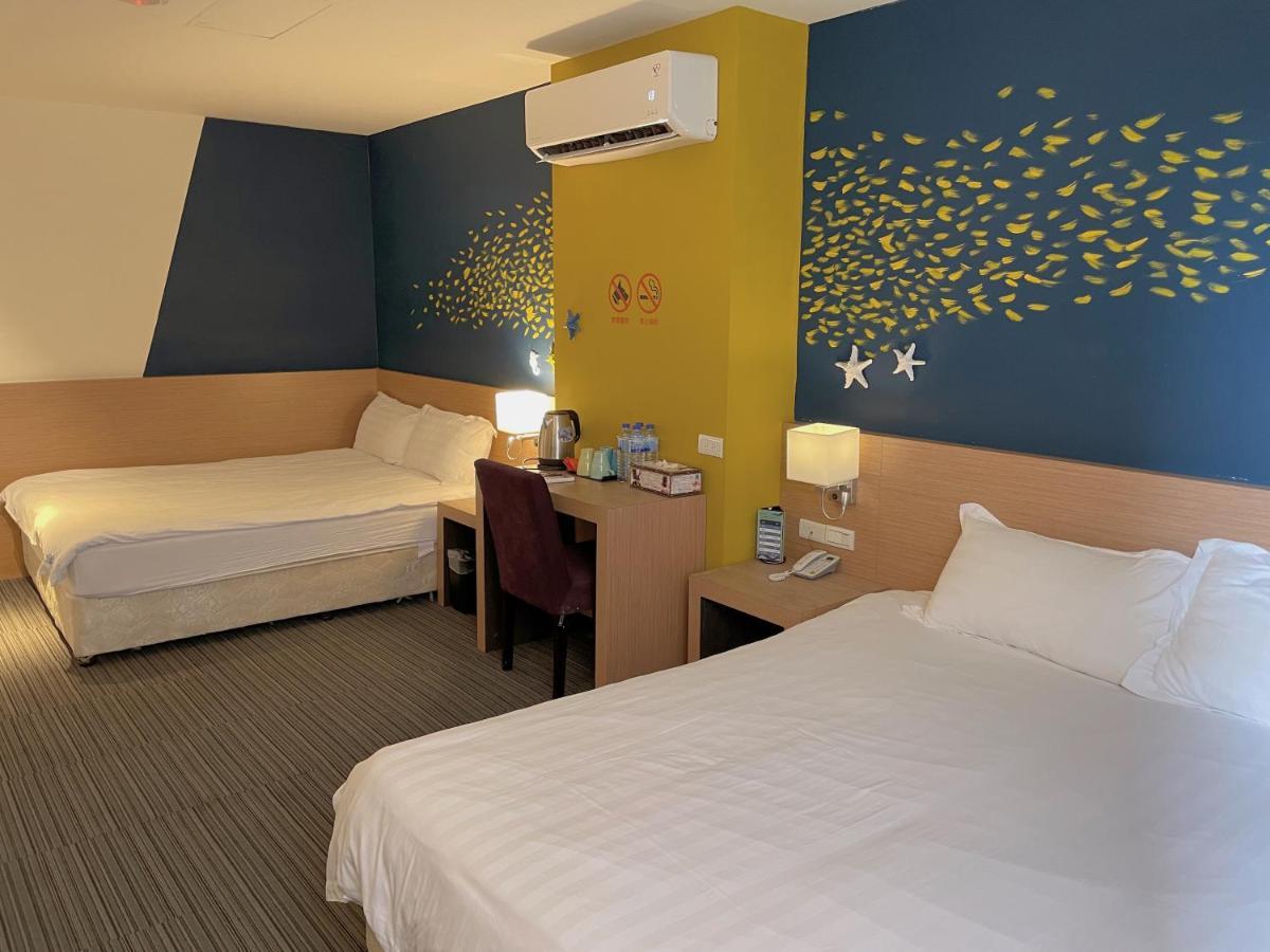 Breeze And Waves Hostel Jinning Екстериор снимка
